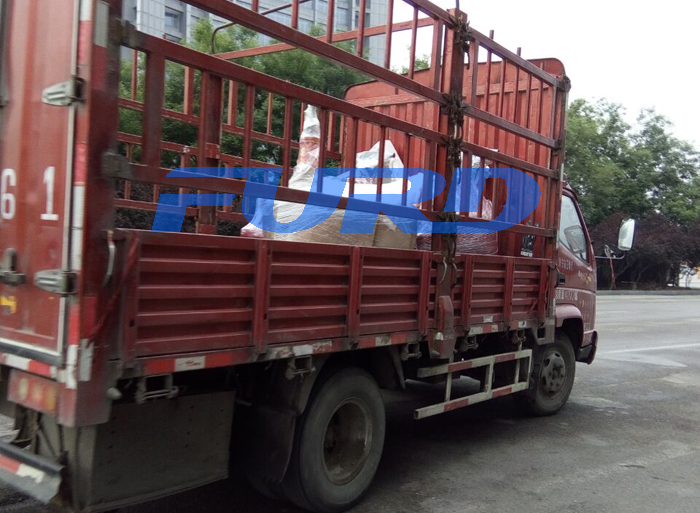 福瑞得機械手扶壓路機、二次結(jié)構(gòu)澆筑機及時發(fā)貨