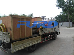 福瑞德機械小型灌縫機，手扶壓路機，灌縫膠及時發(fā)貨