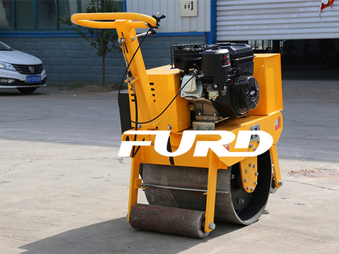 座駕壓路機的保養(yǎng)細則是什么呢？